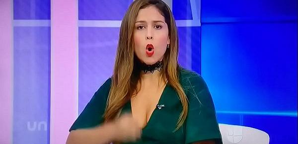  Ana Caty Hernández Goribuena En Minivestido Verde Piernona - YouTube (720p)